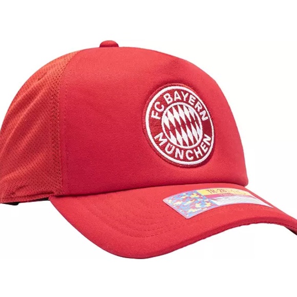 Bayern Munich "Gallery" Red Trucker Hat Snapback Fan Ink Officially Licensed - Picture 3 of 4